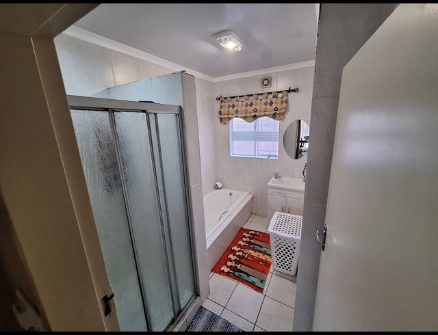 5 BEDROOM HOUSE FOR SALE IN VANDERBIJLPARK SE 3